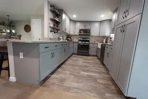 8 Kim Drive Nashua NH 03062