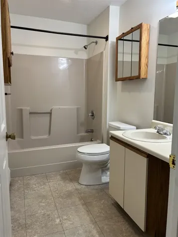 210 Circle Road Manchester NH 03103