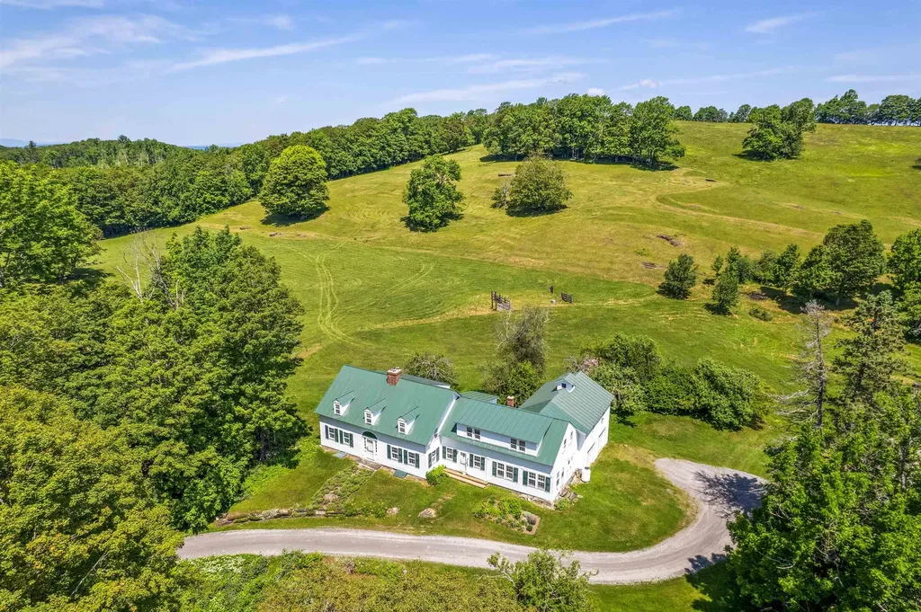 110 Burger Road Chelsea VT 05038