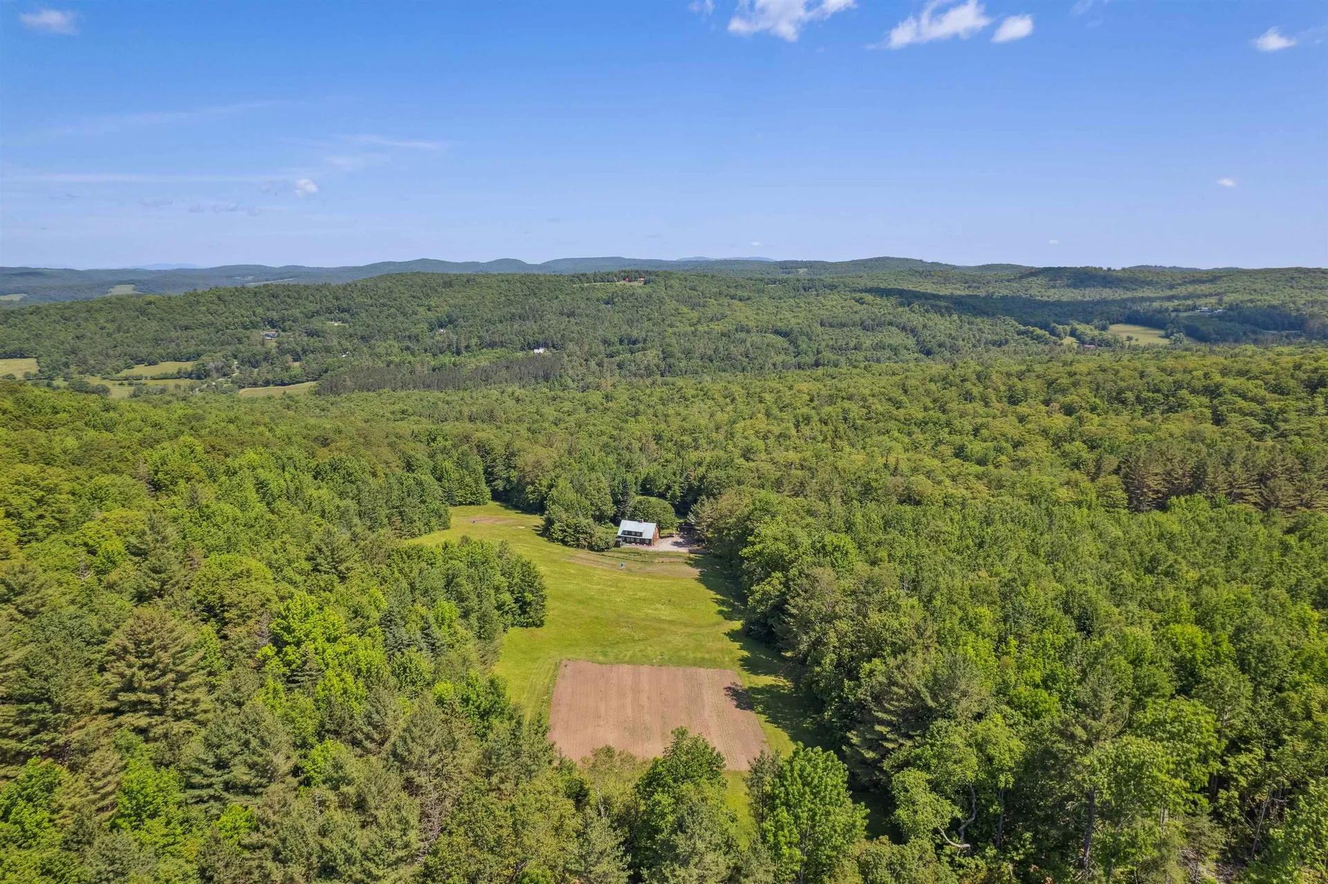 110 Burger Road Chelsea VT 05038