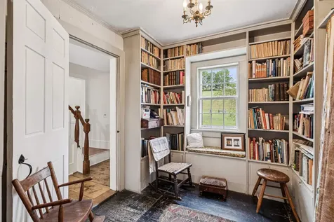 110 Burger Road Chelsea VT 05038