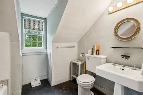 110 Burger Road Chelsea VT 05038