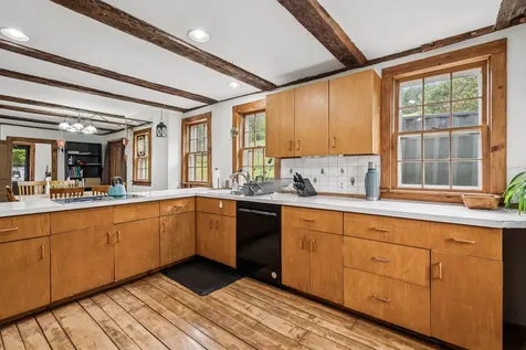 110 Burger Road Chelsea VT 05038