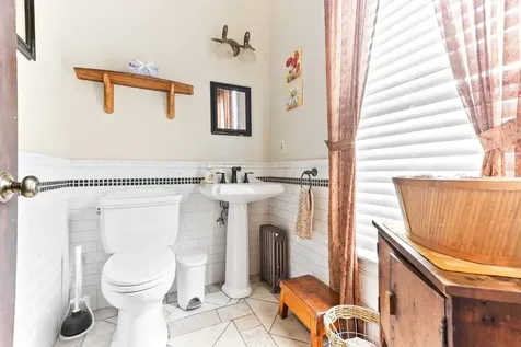 12 High Street Lancaster NH 03584