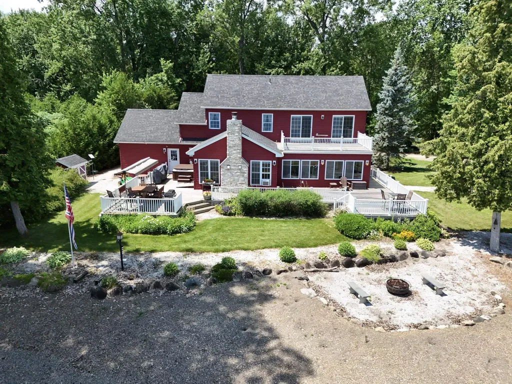 16 Macomber Point Alburgh VT 05440