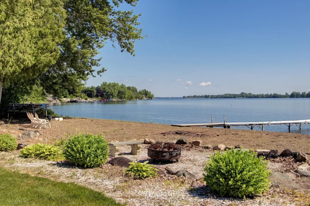 16 Macomber Point Alburgh VT 05440