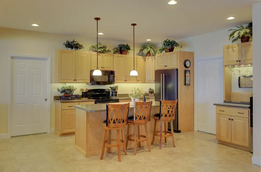 16 Macomber Point Alburgh VT 05440