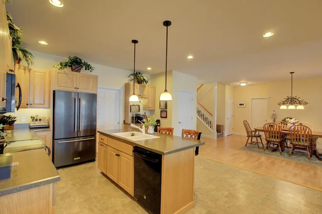 16 Macomber Point Alburgh VT 05440