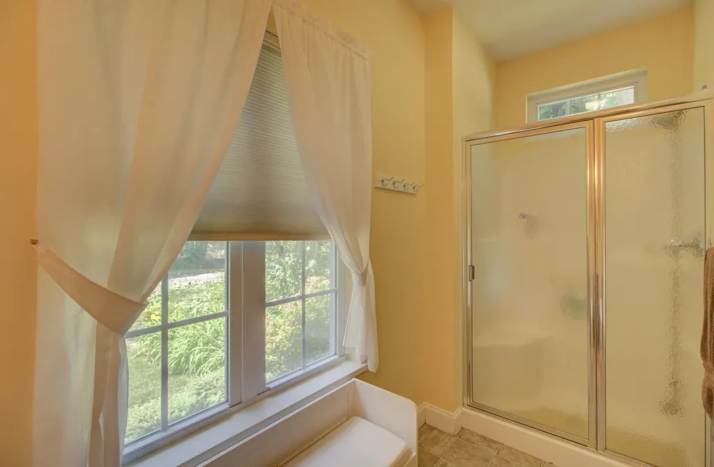 16 Macomber Point Alburgh VT 05440