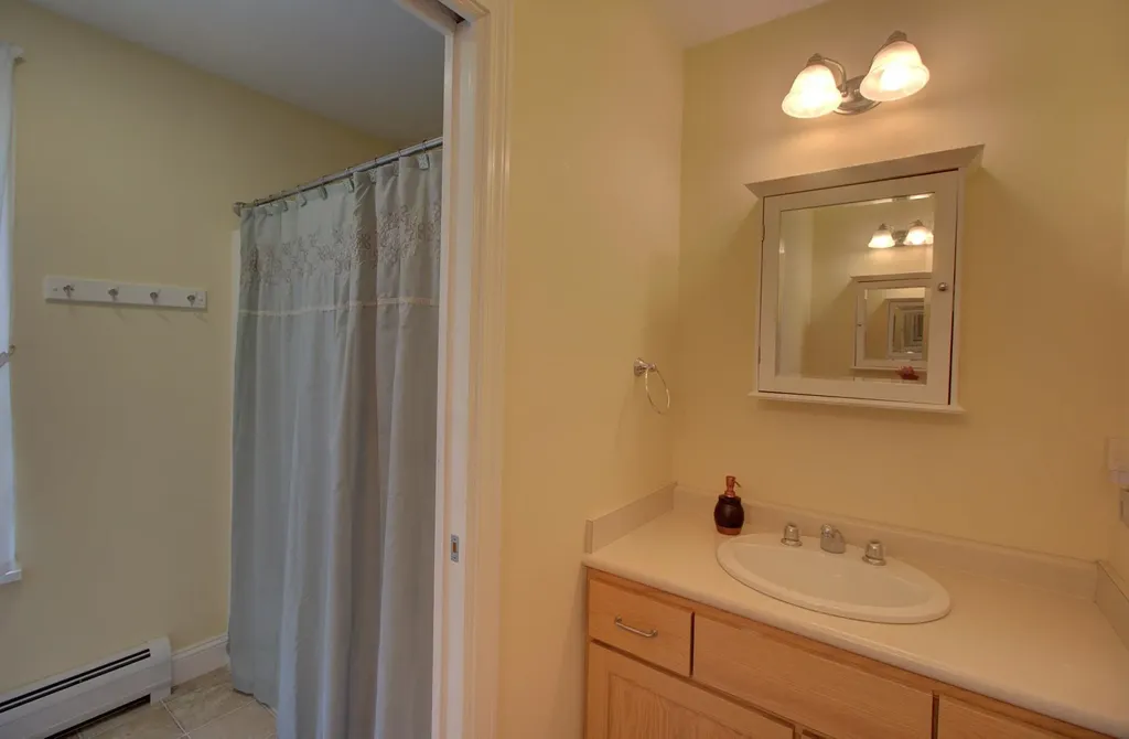 16 Macomber Point Alburgh VT 05440