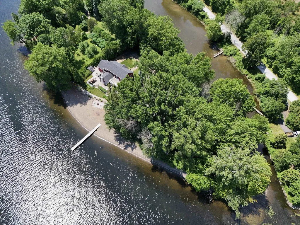 16 Macomber Point Alburgh VT 05440