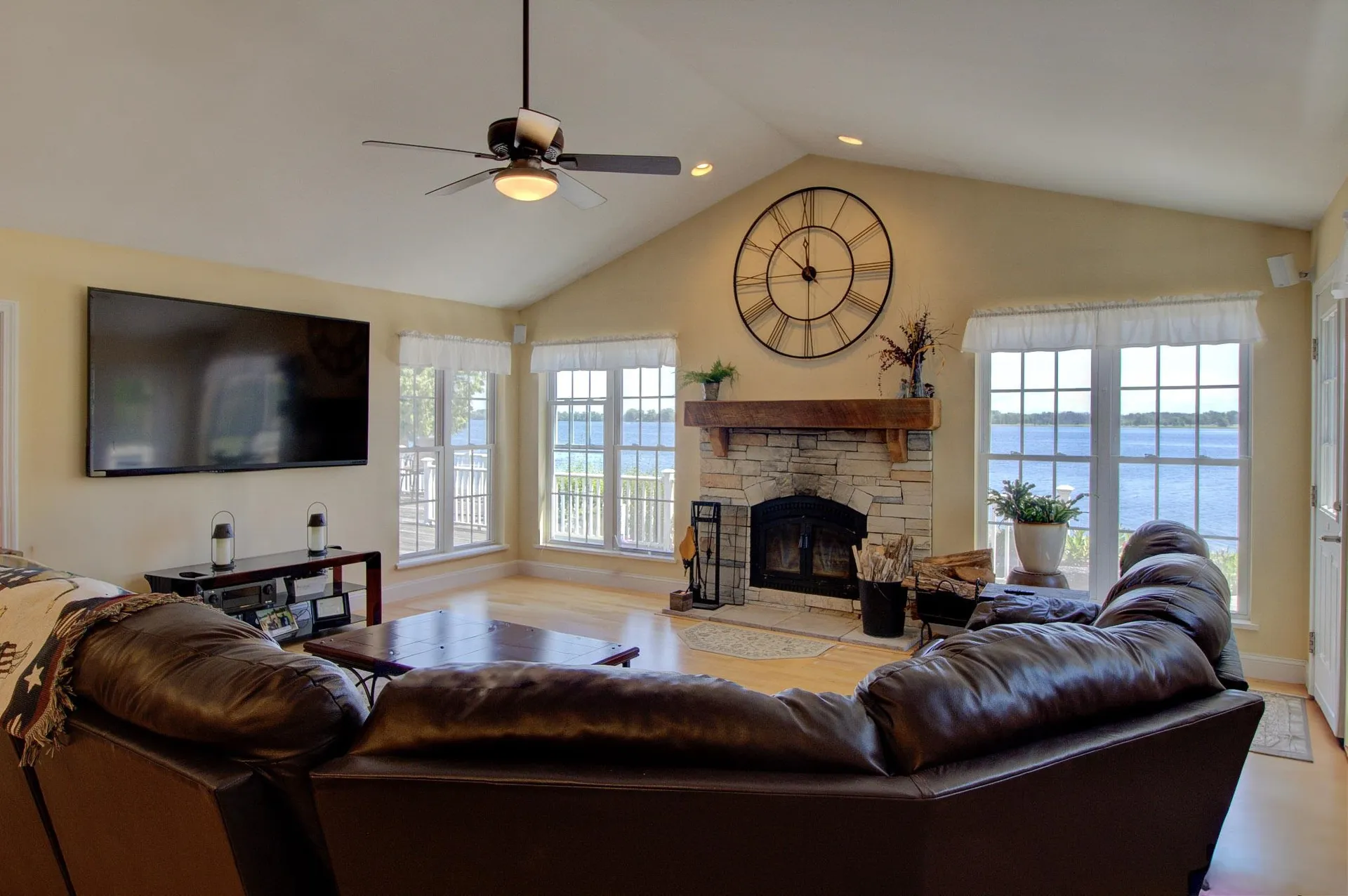 16 Macomber Point Alburgh VT 05440