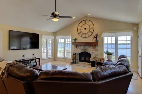 16 Macomber Point Alburgh VT 05440