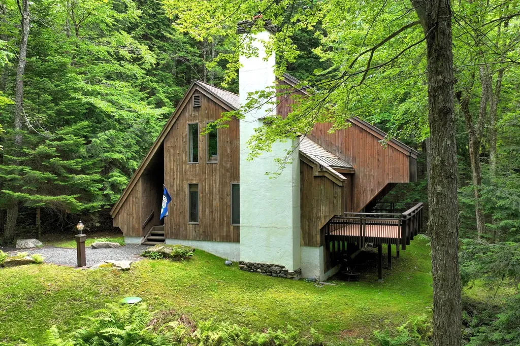 261 Hawk Spur Road Plymouth VT 05056