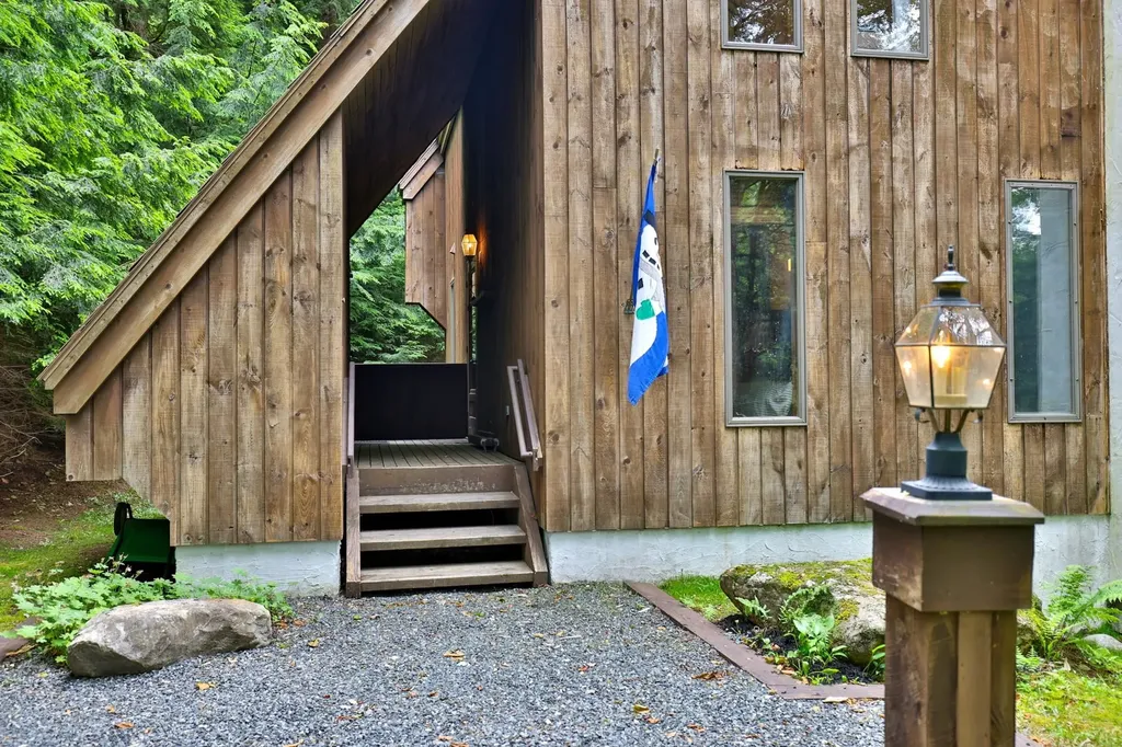 261 Hawk Spur Road Plymouth VT 05056