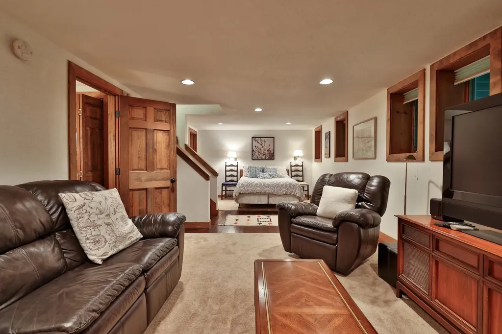 261 Hawk Spur Road Plymouth VT 05056