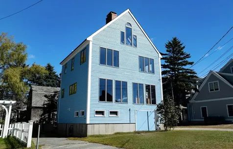 1 Beach Plum Way Hampton NH 03842