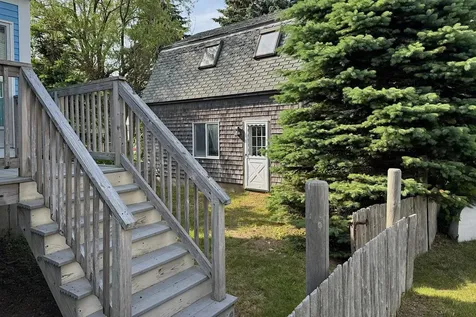 1 Beach Plum Way Hampton NH 03842