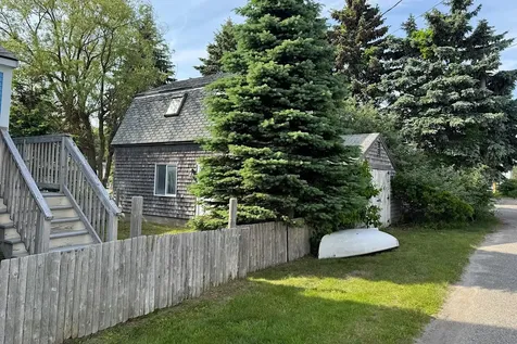 1 Beach Plum Way Hampton NH 03842