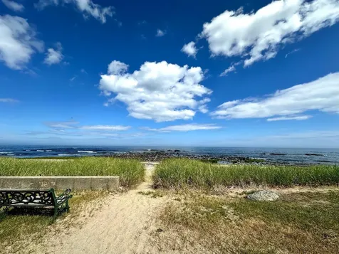 1 Beach Plum Way Hampton NH 03842
