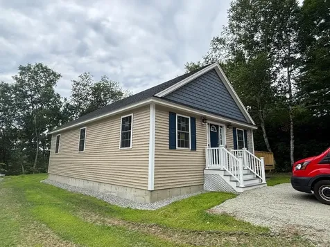 68 Michigan Street Winchester NH 03470