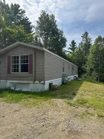 847 Lake Tarleton Road Warren NH 03279
