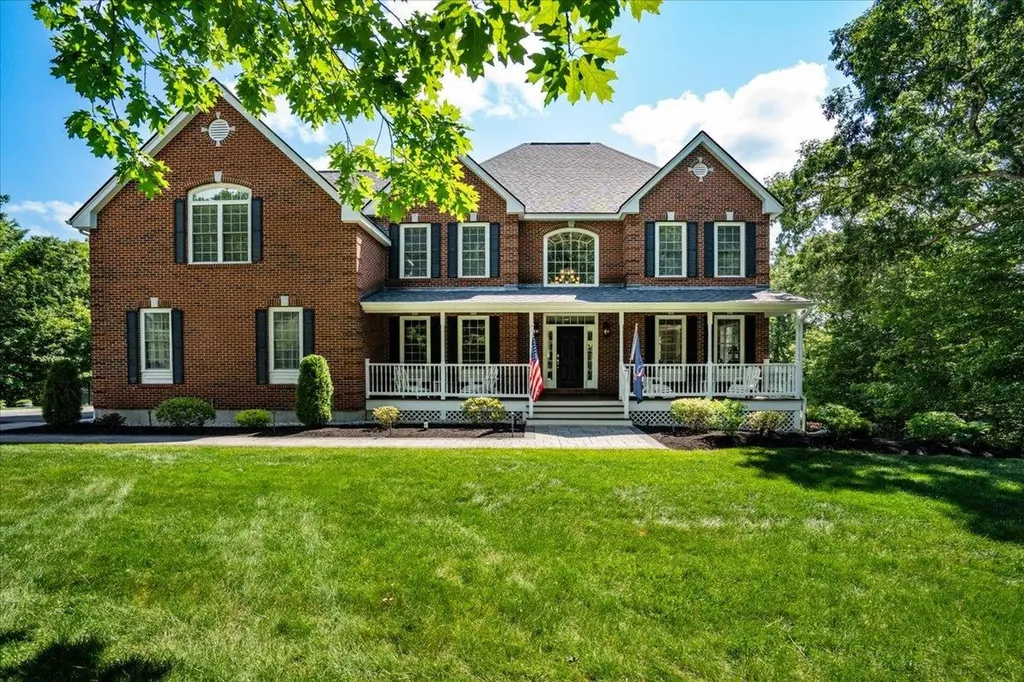 55 Cedar Crest Lane Auburn NH 03032