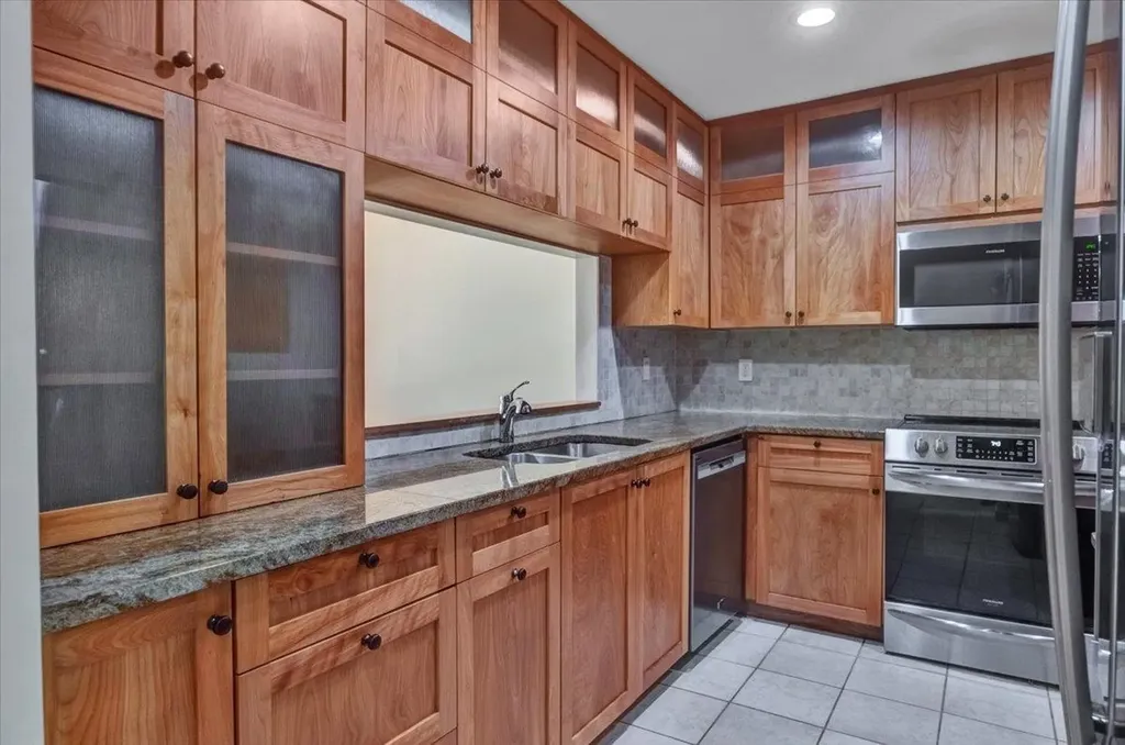 102 South Beach Road South Burlington VT 05403