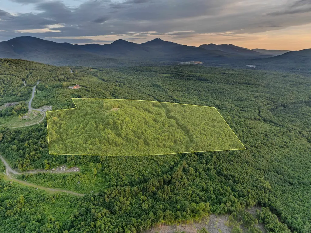 000 Ledgewood Drive Bethlehem NH 03574