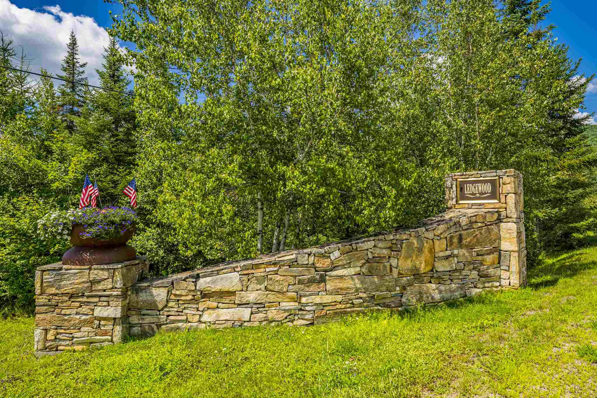 000 Ledgewood Drive Bethlehem NH 03574