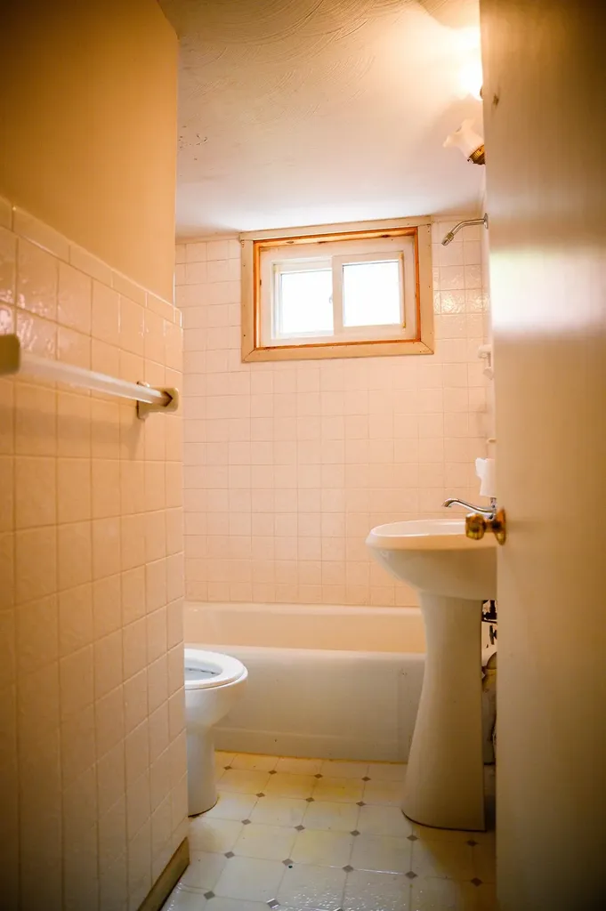 10 Riverdale Avenue Dover NH 03820