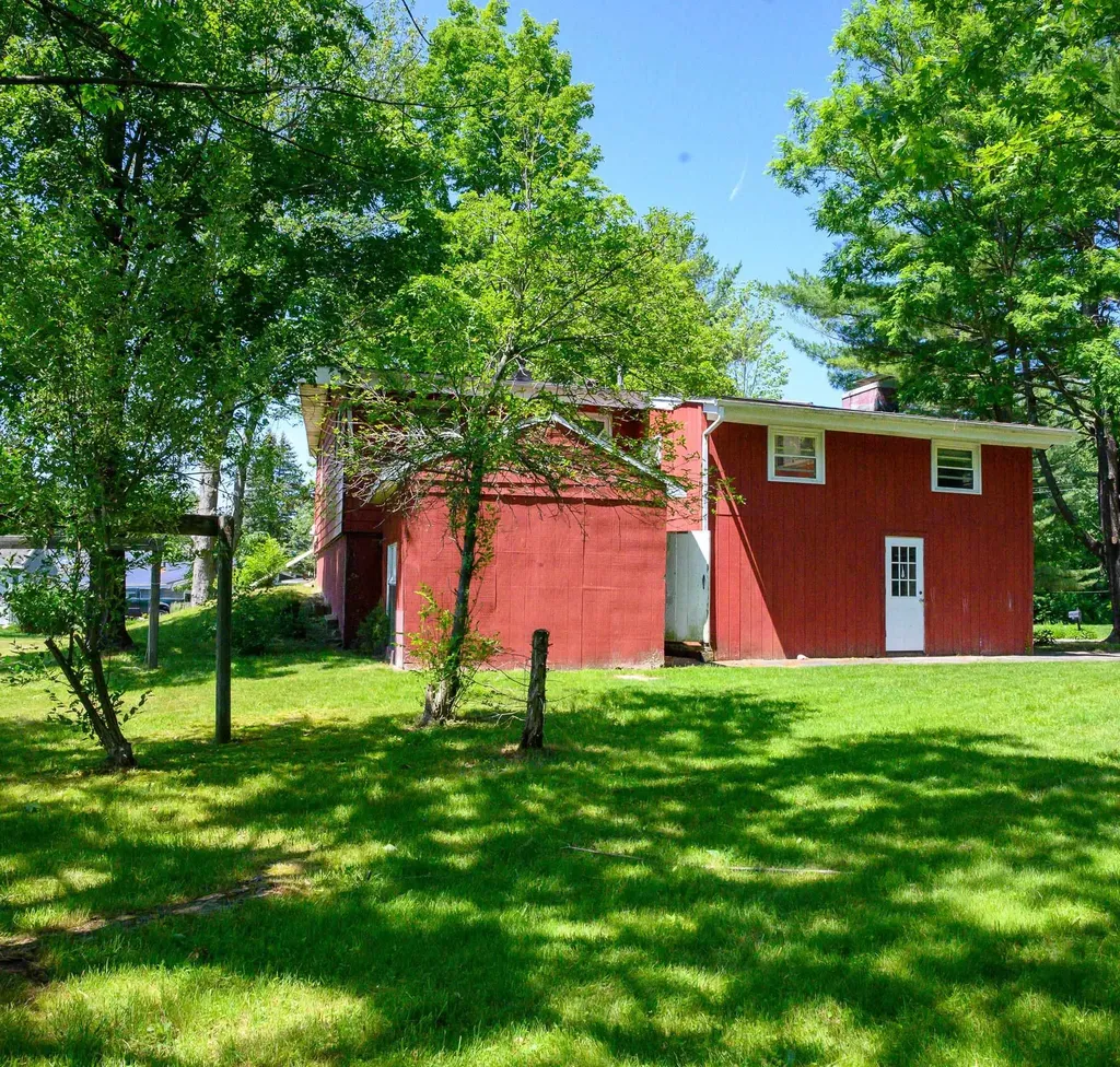 10 Riverdale Avenue Dover NH 03820