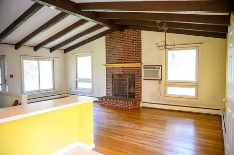 10 Riverdale Avenue Dover NH 03820