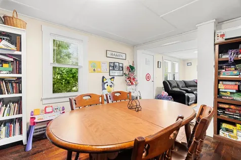 17 Lawson Avenue Franklin NH 03235