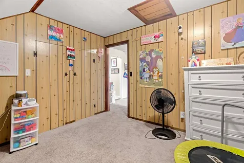 17 Lawson Avenue Franklin NH 03235
