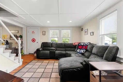 17 Lawson Avenue Franklin NH 03235