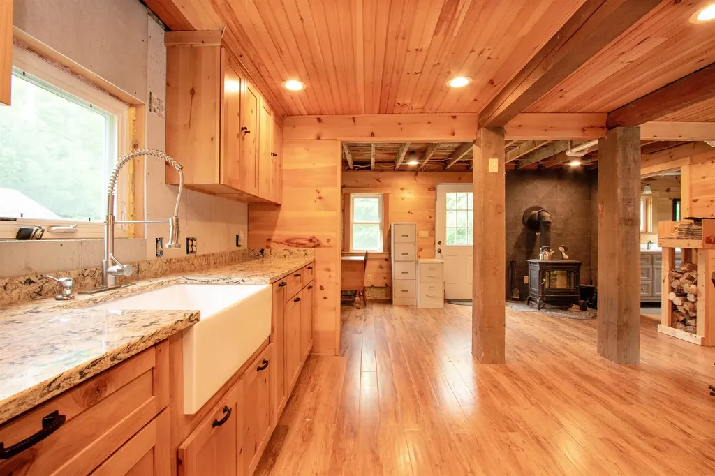 3737 Mcdowell Road Danville VT 05828