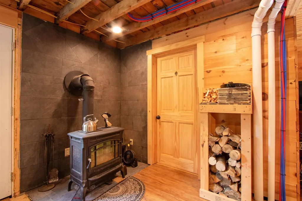 3737 Mcdowell Road Danville VT 05828