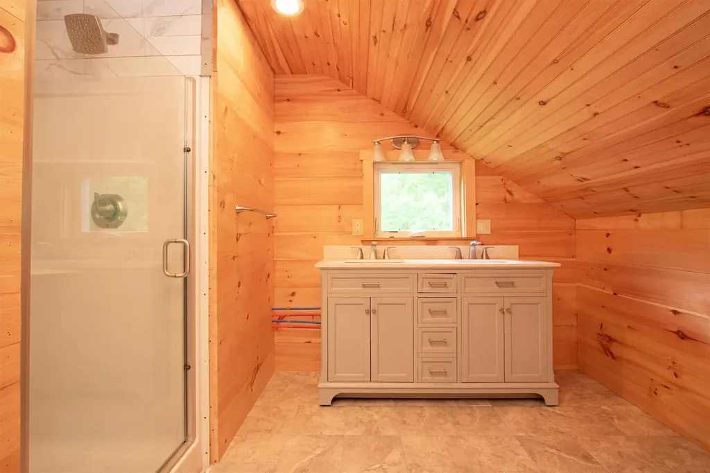 3737 Mcdowell Road Danville VT 05828