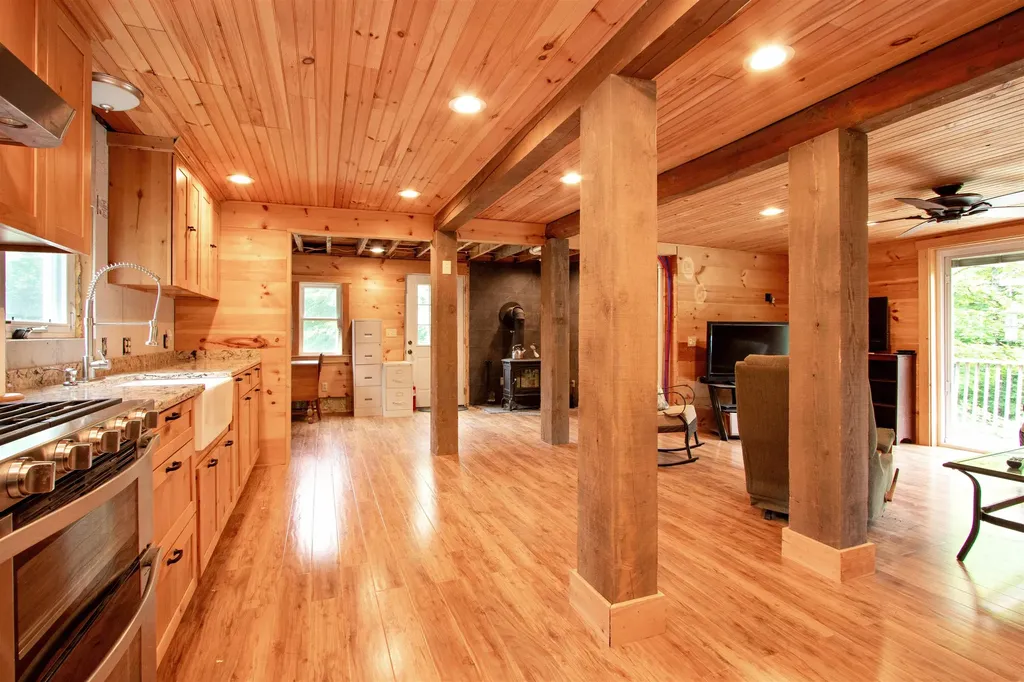 3737 Mcdowell Road Danville VT 05828