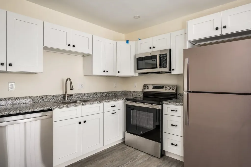 725 Central Avenue Dover NH 03820