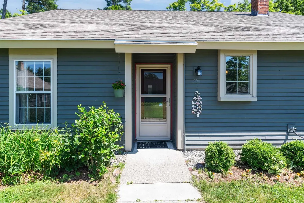 33 Conifer Court Burlington VT 05401