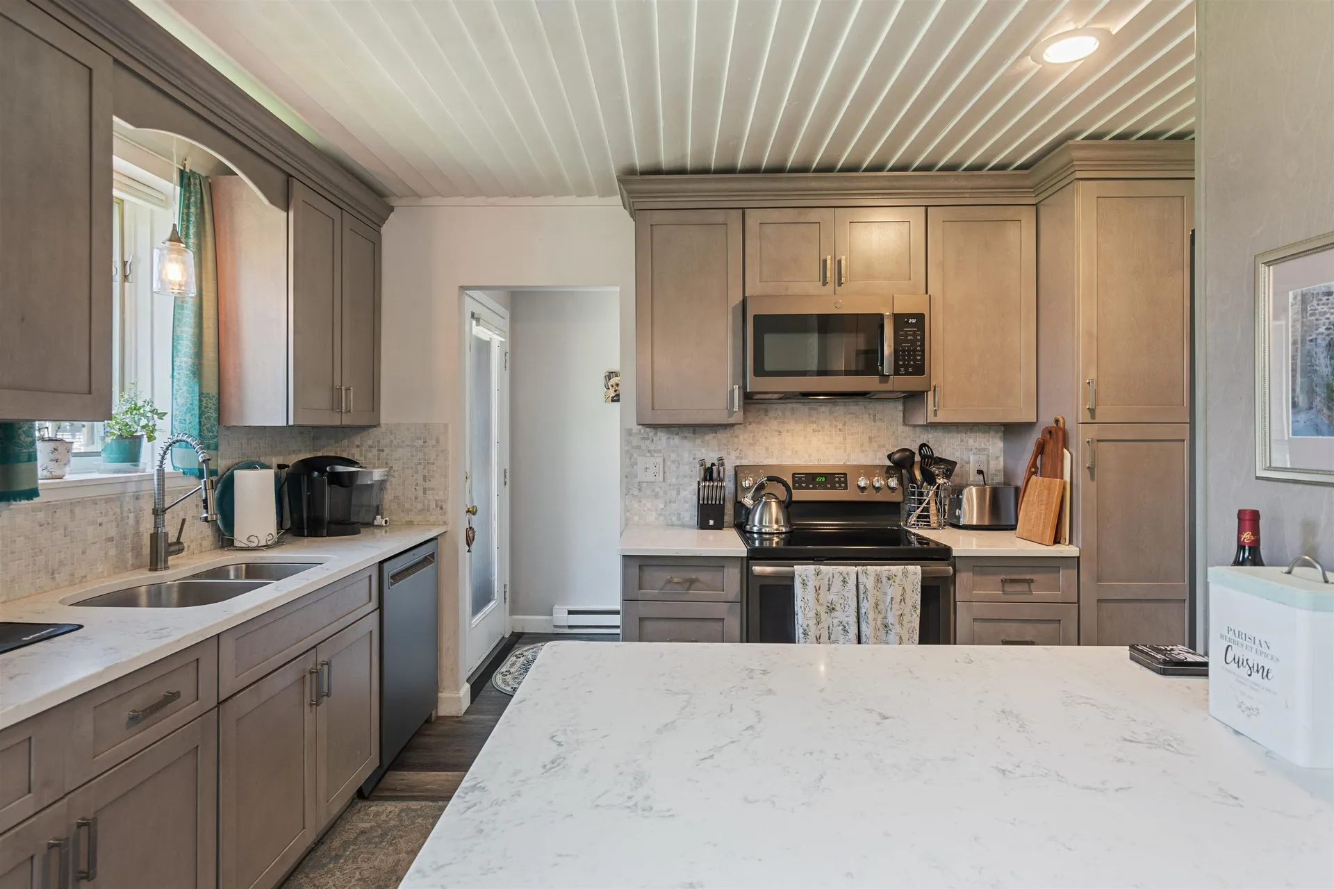 33 Conifer Court Burlington VT 05401