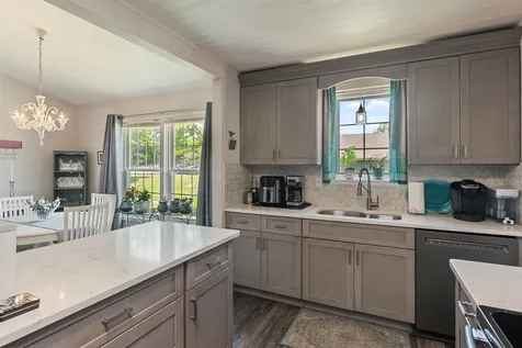 33 Conifer Court Burlington VT 05401