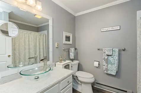 33 Conifer Court Burlington VT 05401