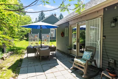 33 Conifer Court Burlington VT 05401