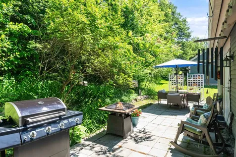 33 Conifer Court Burlington VT 05401