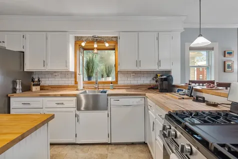 11 Russell Street Winooski VT 05404