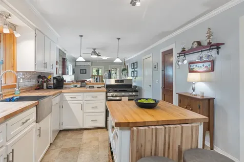 11 Russell Street Winooski VT 05404