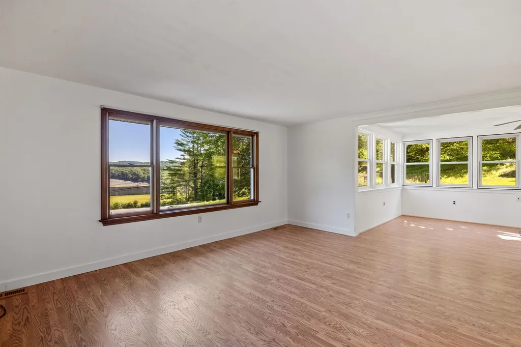 142 Hill Road Franklin NH 03235